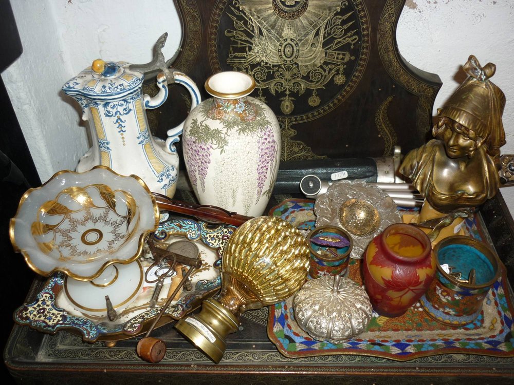 Objets anciens et antiquités achetés par Var-antiquités