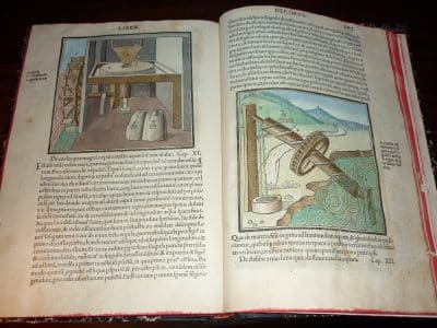 Achat de livres anciens à Six-Fours-les-Plages par Var Antiquités, brocanteur dans le Var